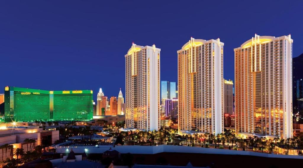 Mgm Signature Hotel Balcony ,No Resort Fee לאס וגאס מראה חיצוני תמונה